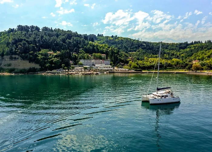 Barbara Piran Beach Hotel